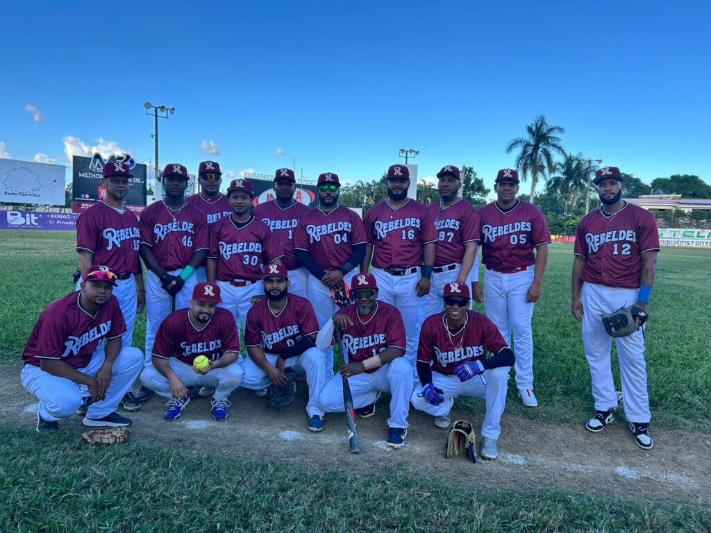 Rebeldes Softball Team - Bonao